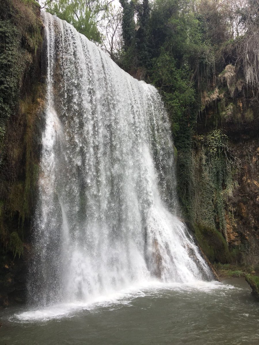 Cascada Caprichosa del Parque Natural del Monasterio de Piedra - Provincia de Zaragoza