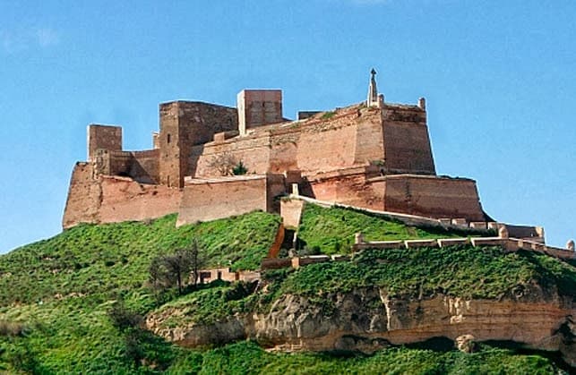 El último castillo templario el castillo de Monzón un lugar con mucha historia y muy interesante de visitar por Aragón