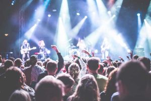 Pilares con buen ambiente - Música en directo, conciertos en cada esquina y todo un sinfín de estilos para disfrutar estas Fiestas del Pilar
