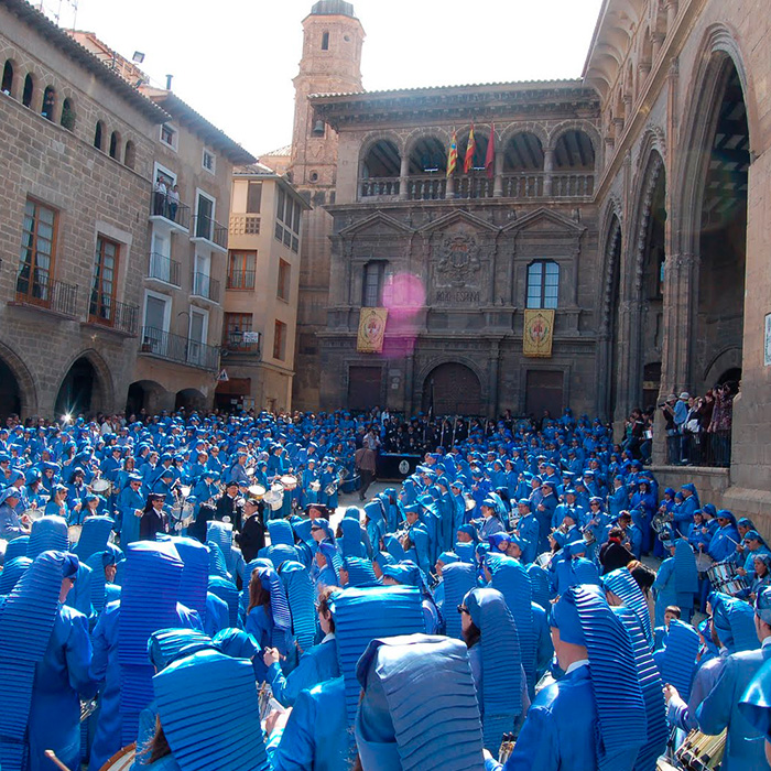 Ruta del Tambor y bombo. Rompida del tambor en alcañiz.Los mejores planes para desconectar esta Semana Santa en Aragón