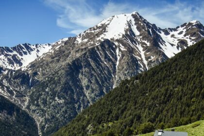rutas de senderismo en Aragón en primavera: Senderismo en Aragón en primavera: 12 rutas por nivel y provincia