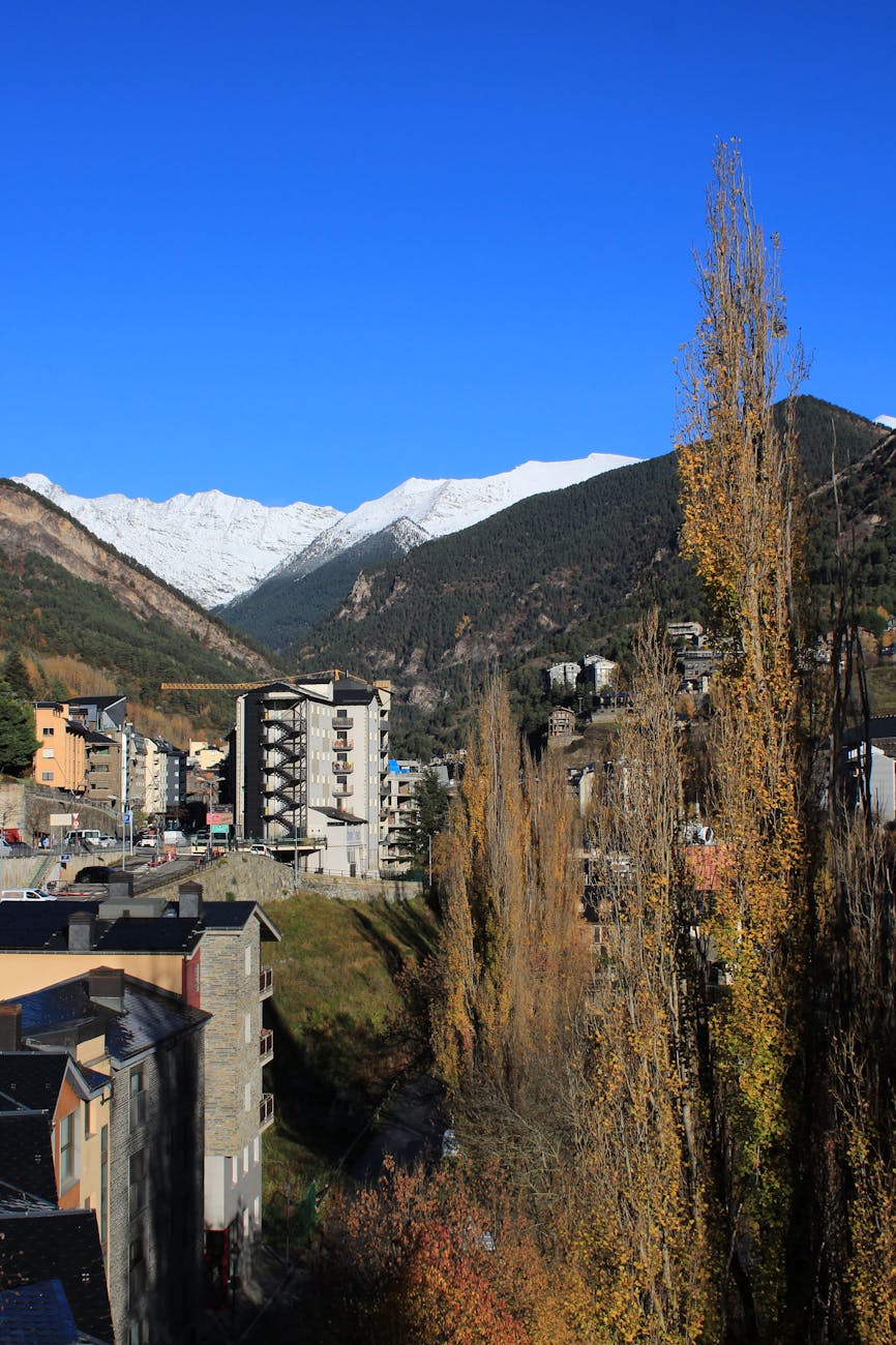 qué ver en Aragón en mayo en Pueblos de Aragón para visitar en mayo: flores, calma y sin turistas